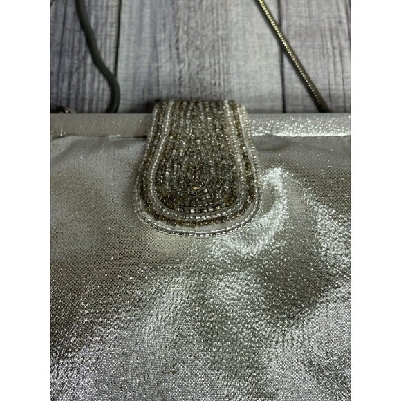 Vintage La Regale Silver Beaded Evening Handbag Snap Closure Chain Strap - Picture 3 of 11